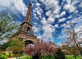 Muốn tham gia tour du lịch Pháp cần điều kiện gì?