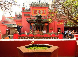 Đâu là những ngôi chùa cầu duyên nổi tiếng nhất ở Sài Gòn?