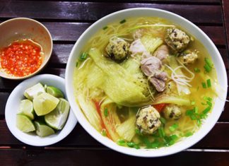 Bún dọc mùng Hà Nội, thức ăn dân dã của người Hà Thành