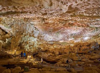 Du lịch Hạ Long – Khám phá hang Sửng Sốt với nhiều điều bí ẩn