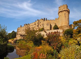 Khám phá top 10 lâu đài cổ kính, nổi tiếng trong tour du lịch Anh Khám phá top 10 lâu đài cổ kính, nổi tiếng trong tour du lịch Anh